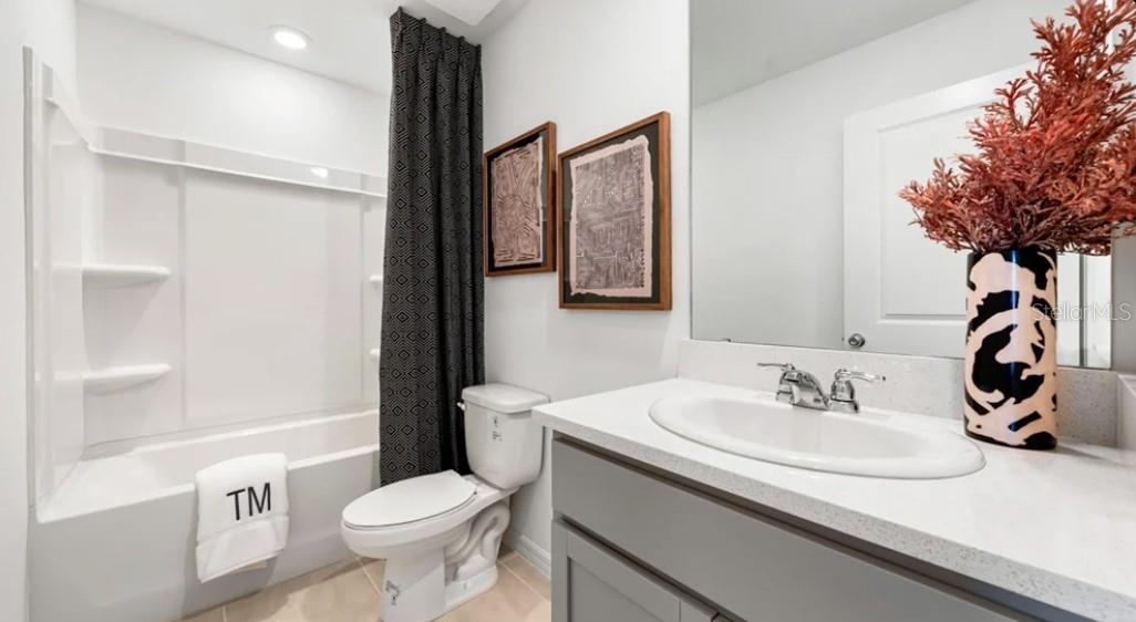 THE TOWNS AT FIRETHORN - Residential