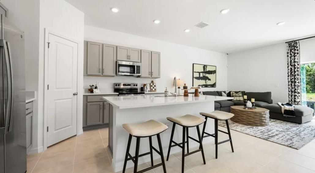 THE TOWNS AT FIRETHORN - Residential