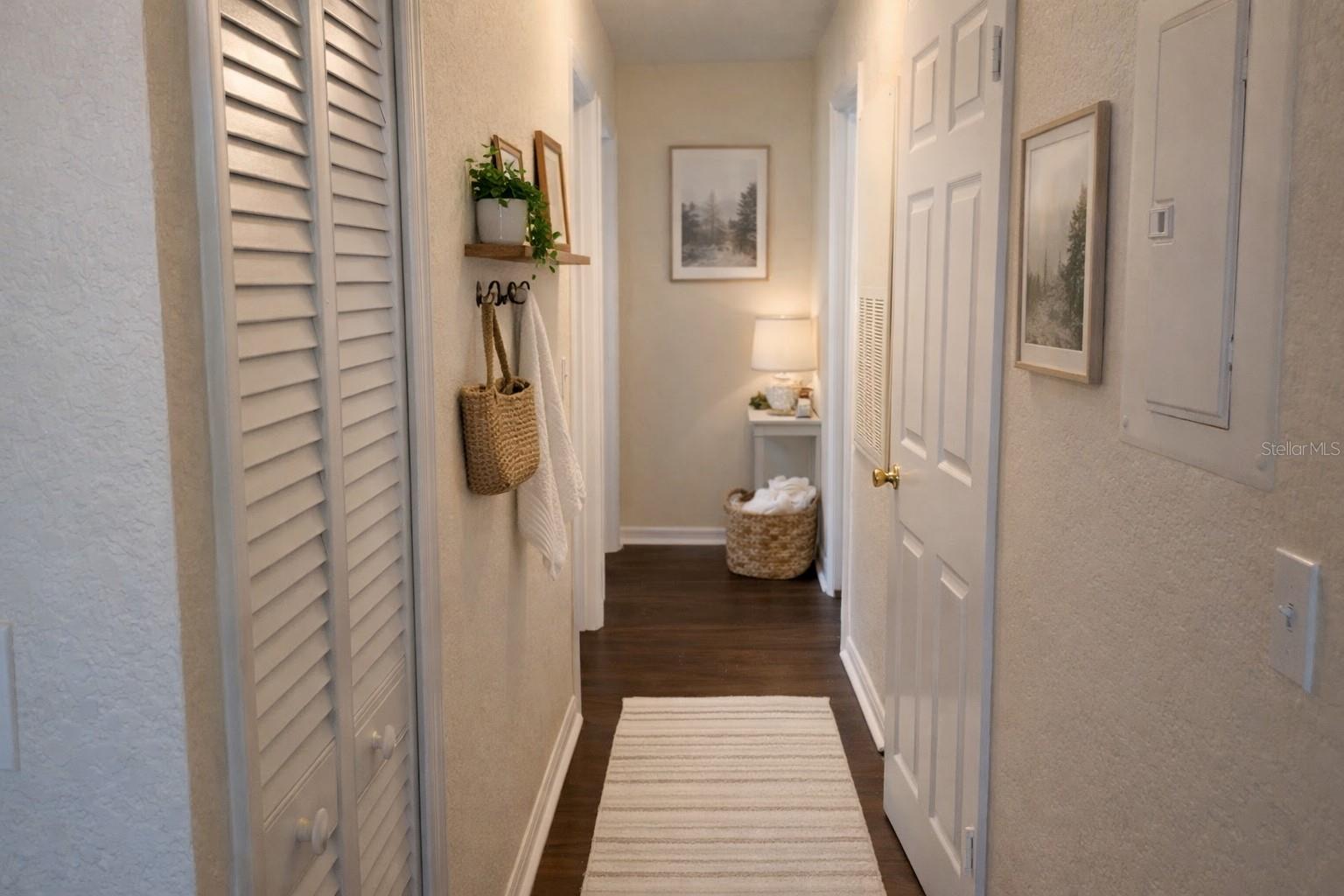 PARKVIEW VILLAGE - Residential Lease