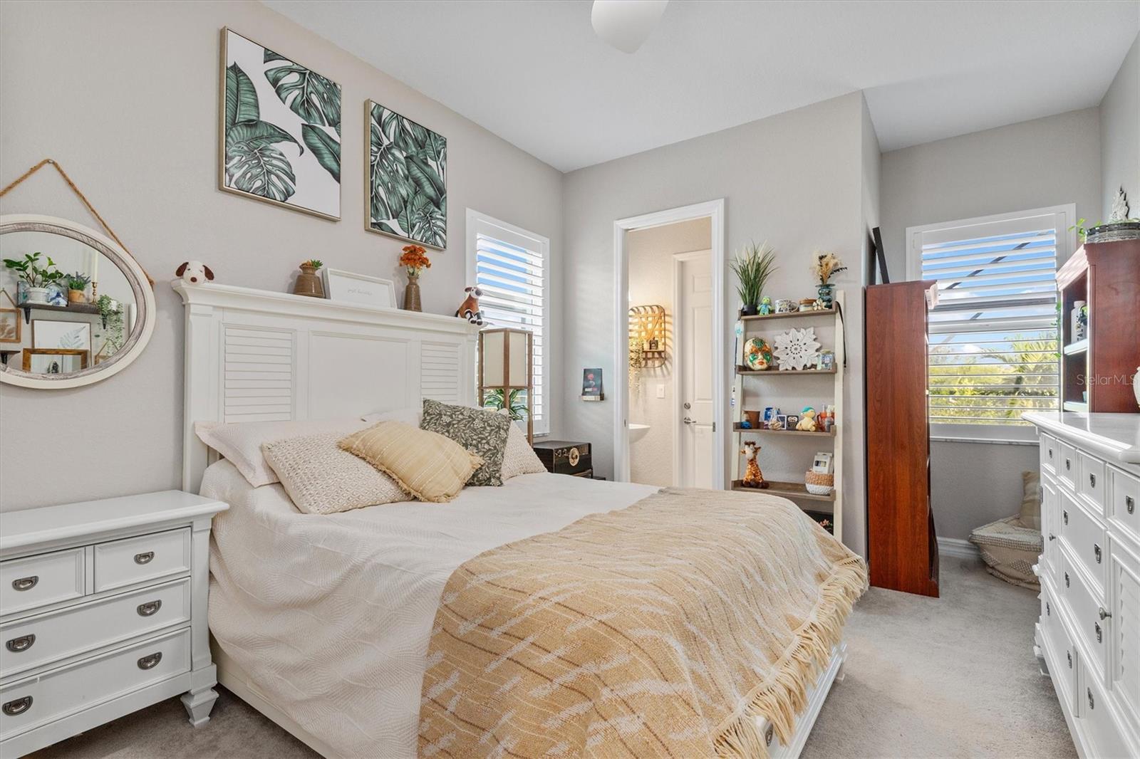 HARBOR WEST - Residential