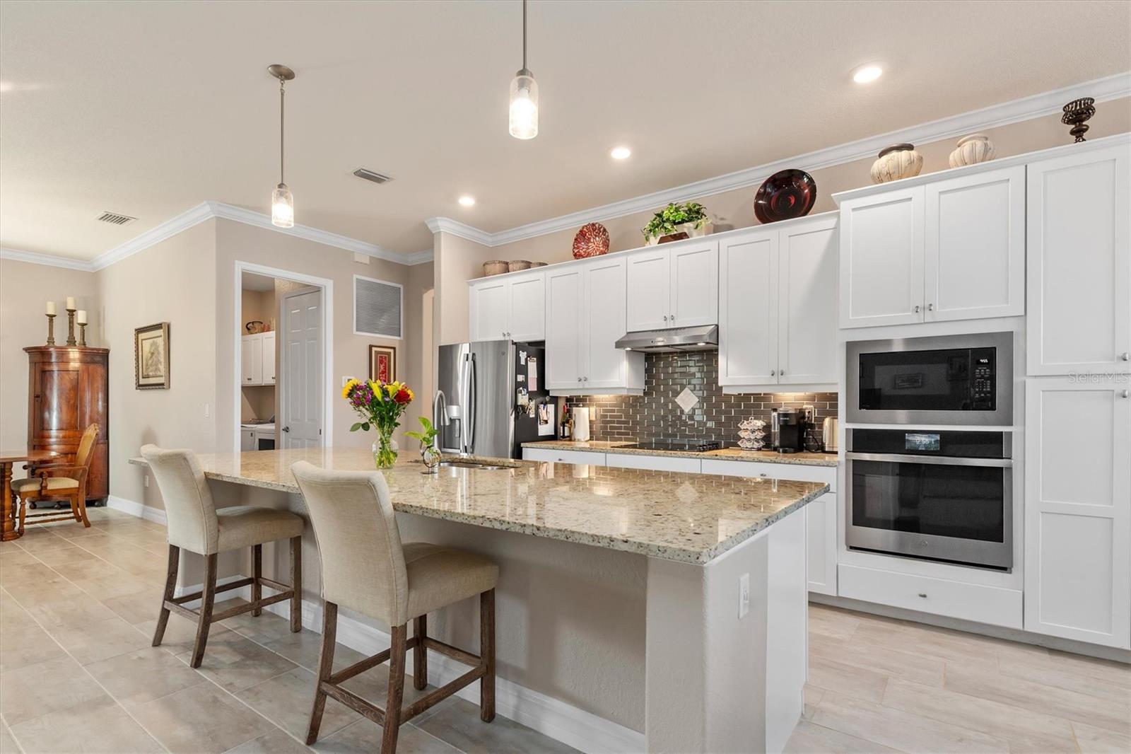 HARBOR WEST - Residential