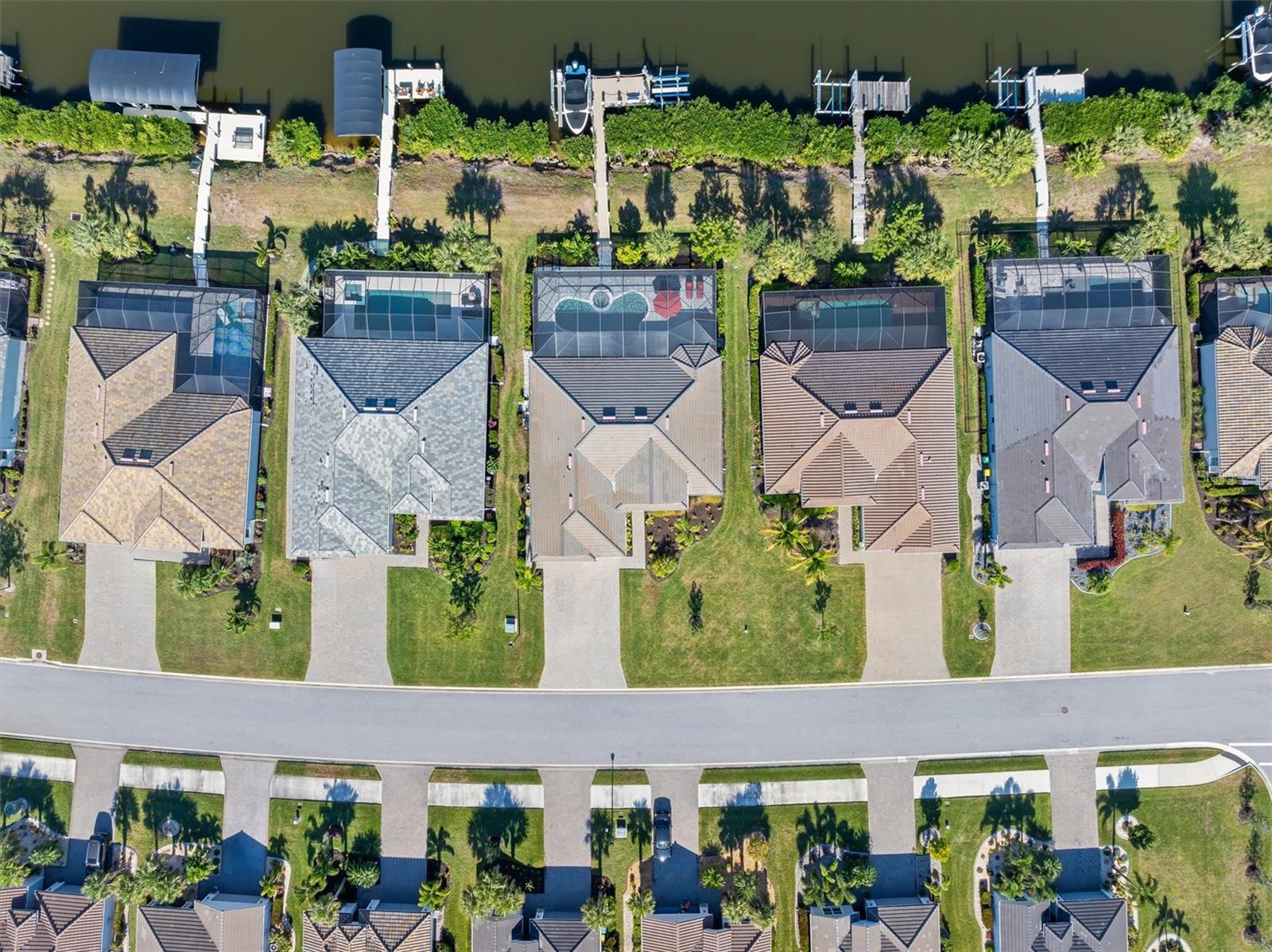 HARBOR WEST - Residential