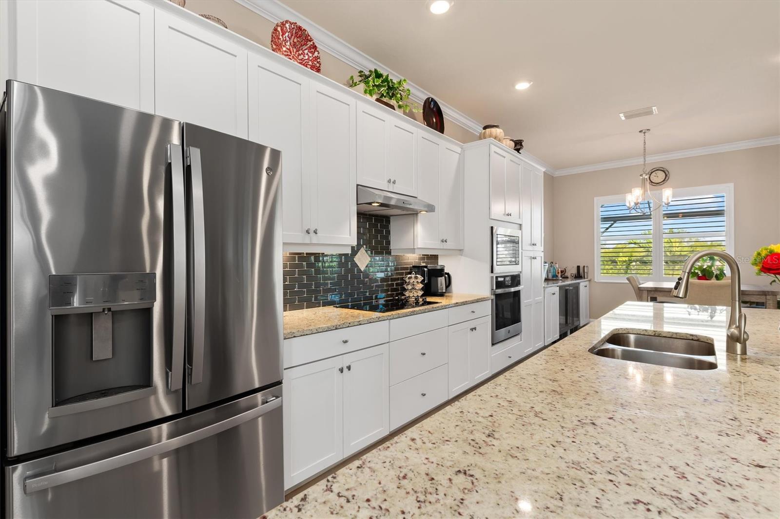 HARBOR WEST - Residential