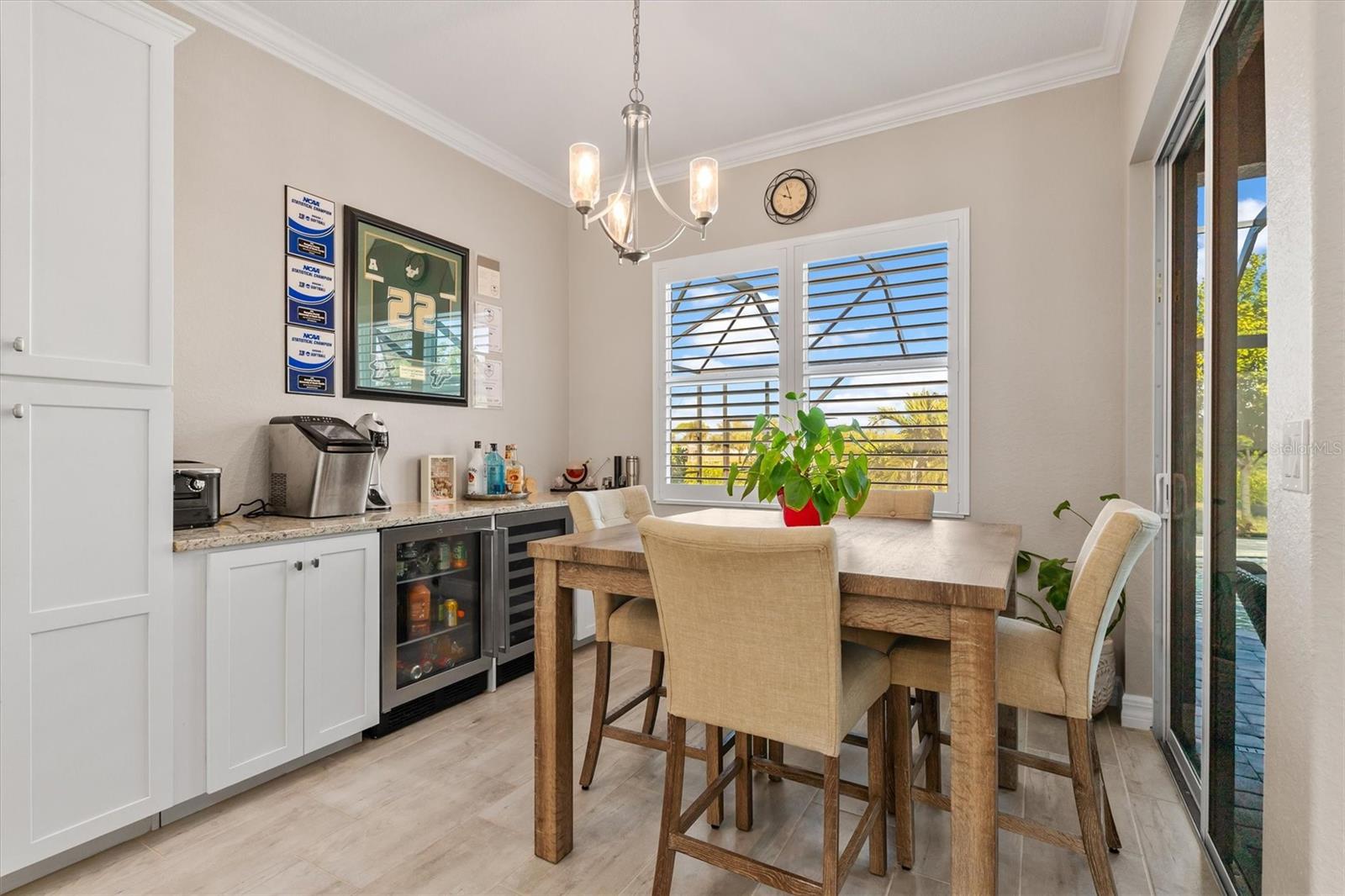 HARBOR WEST - Residential