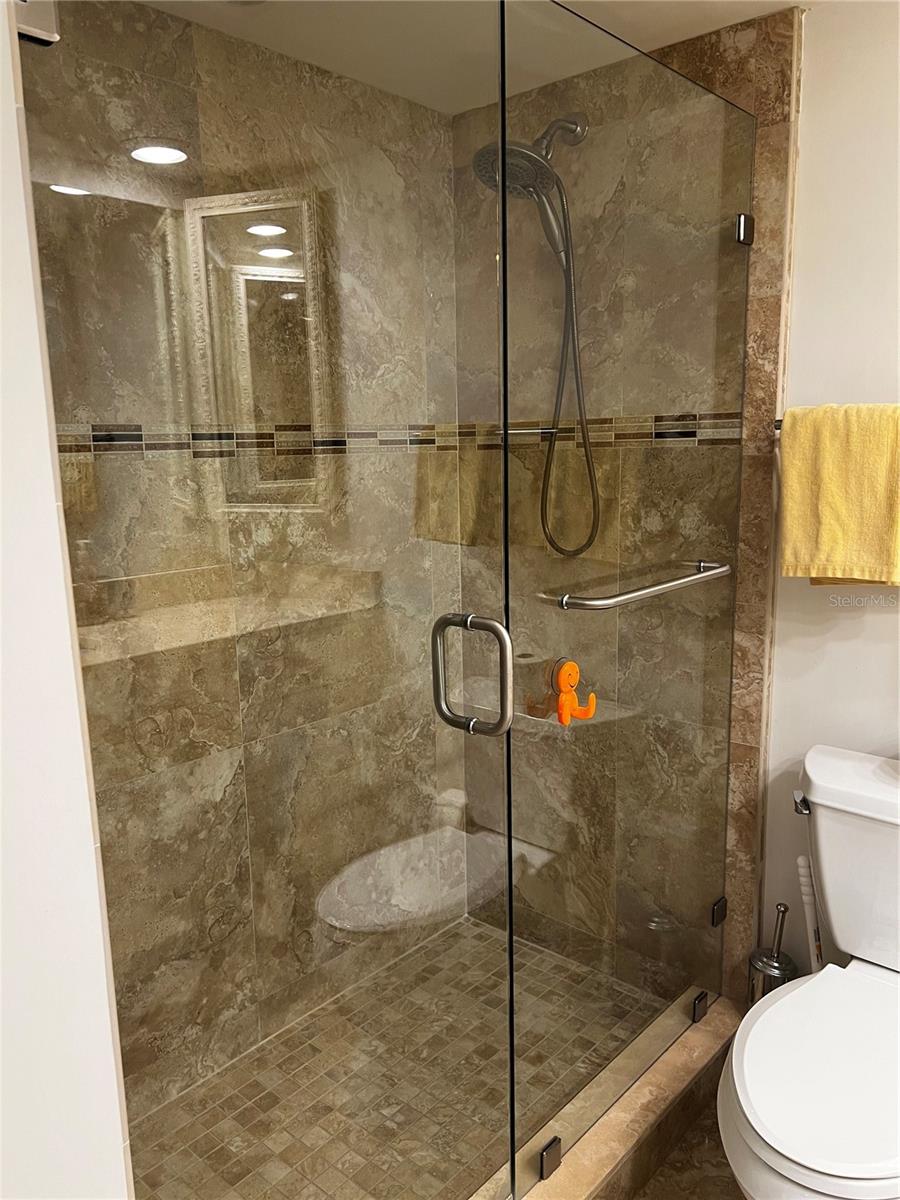 LIDO SURF AND SAND - Residential Lease