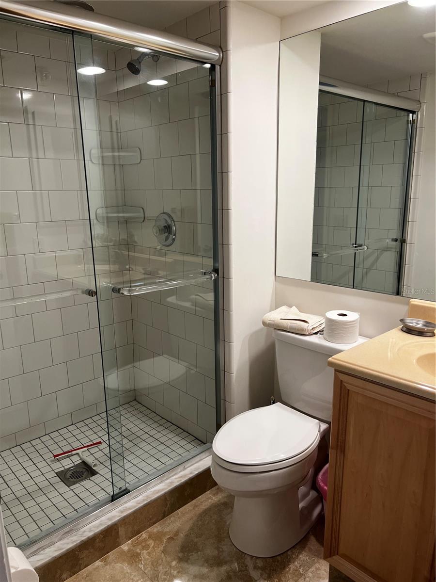 LIDO SURF AND SAND - Residential Lease