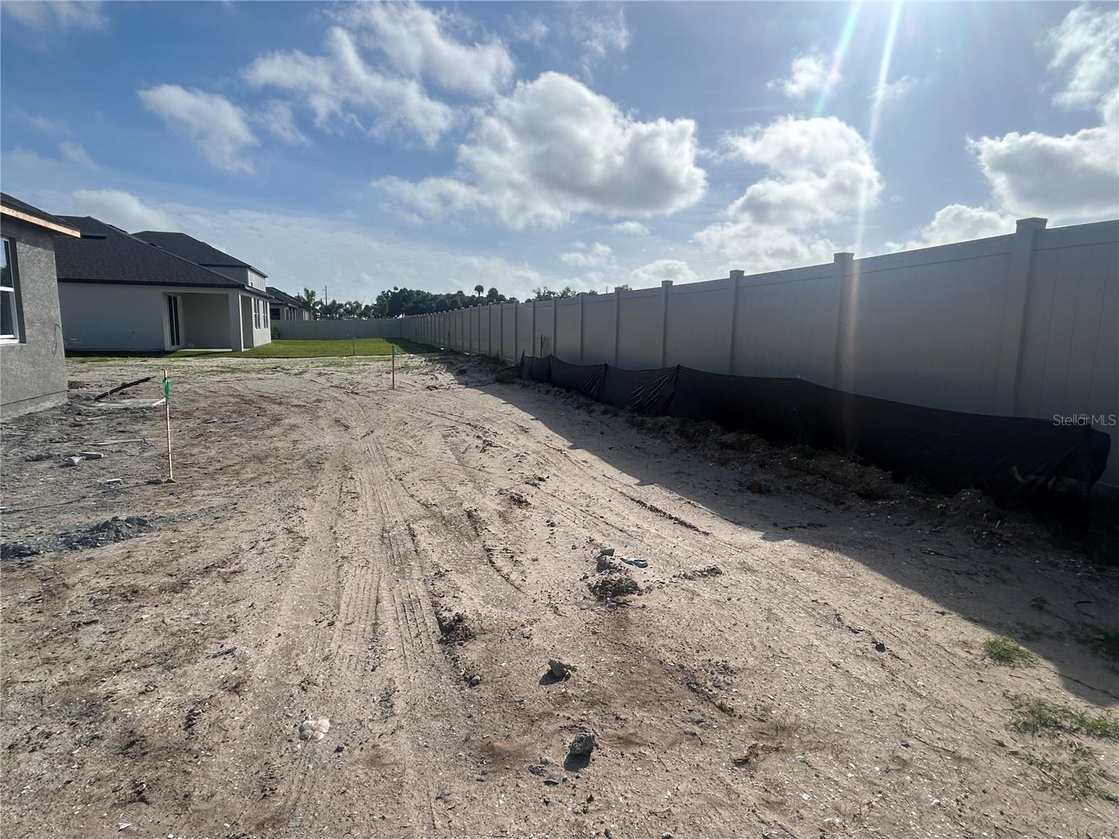 OAKFIELD TRAILS WEST - Residential