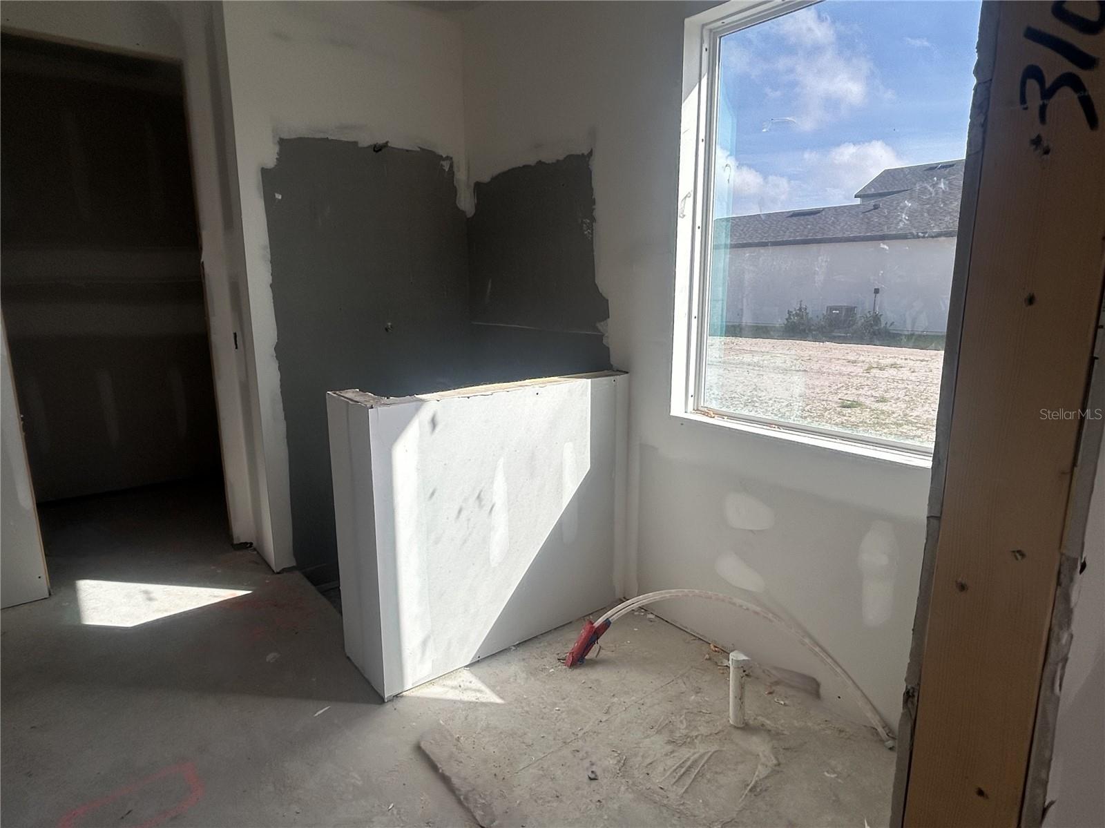 OAKFIELD TRAILS WEST - Residential