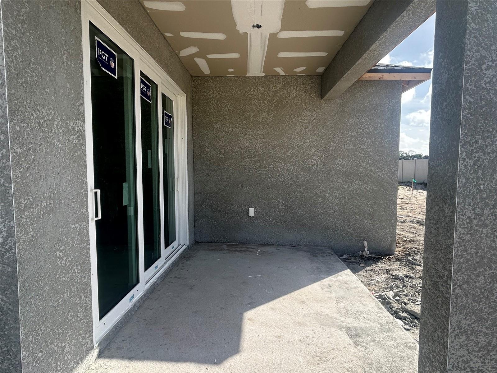 OAKFIELD TRAILS WEST - Residential