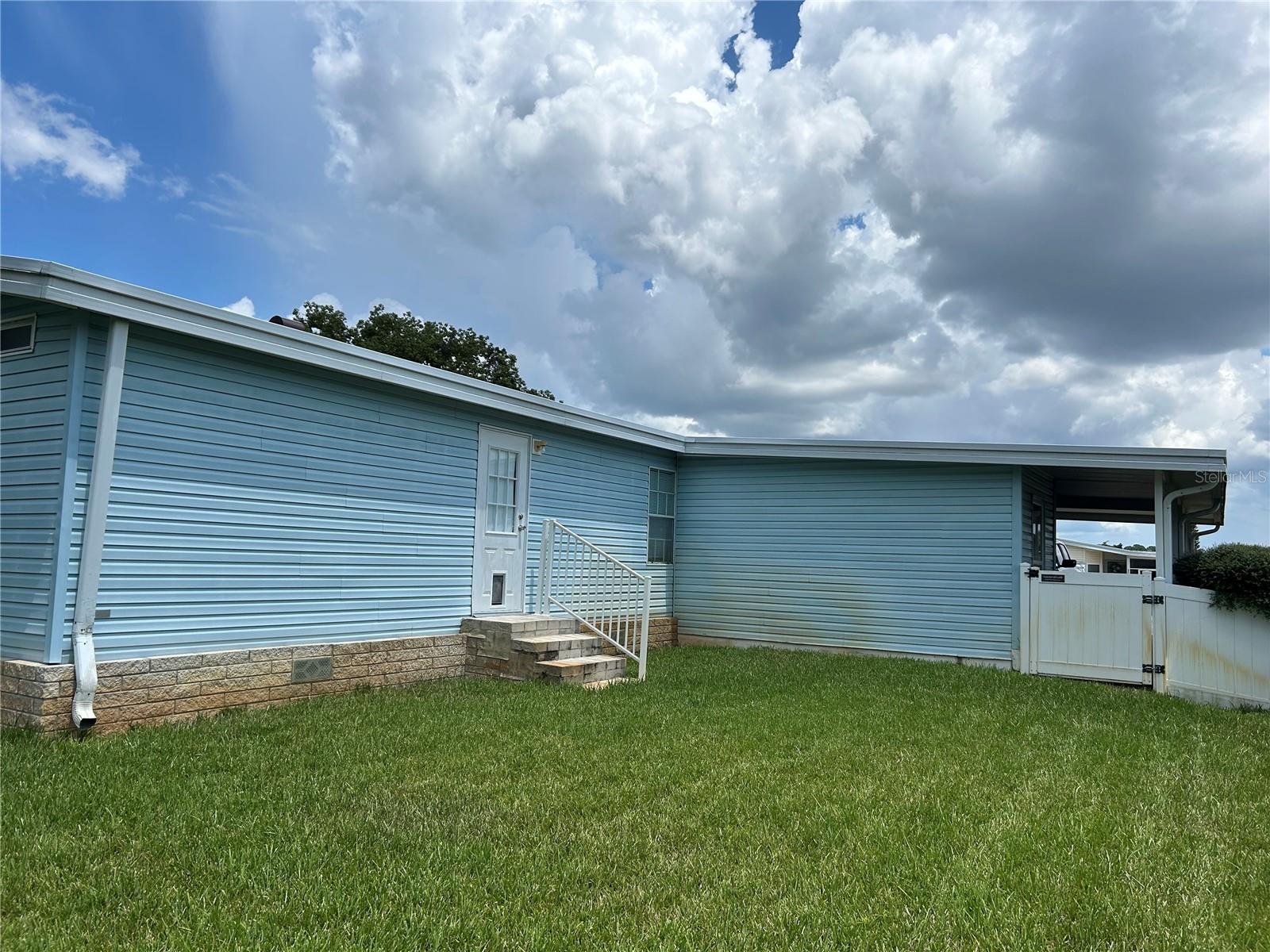 TAVARES FOX RUN MOBILE HOME - Residential