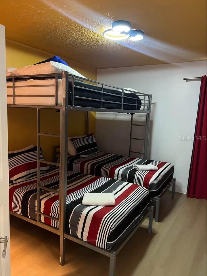 DAVENPORT LAKES PH O1 - Residential Lease