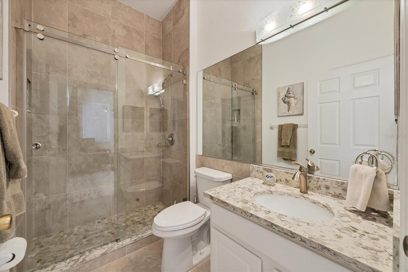 GLENN LAKES PH 6 - Residential