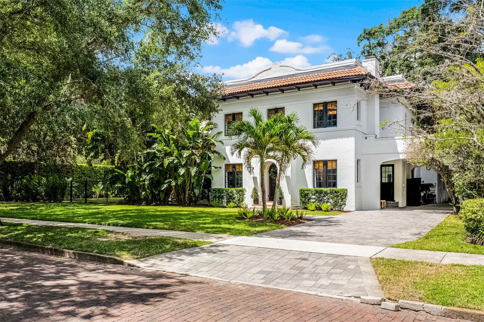 906 ALHAMBRA COURT