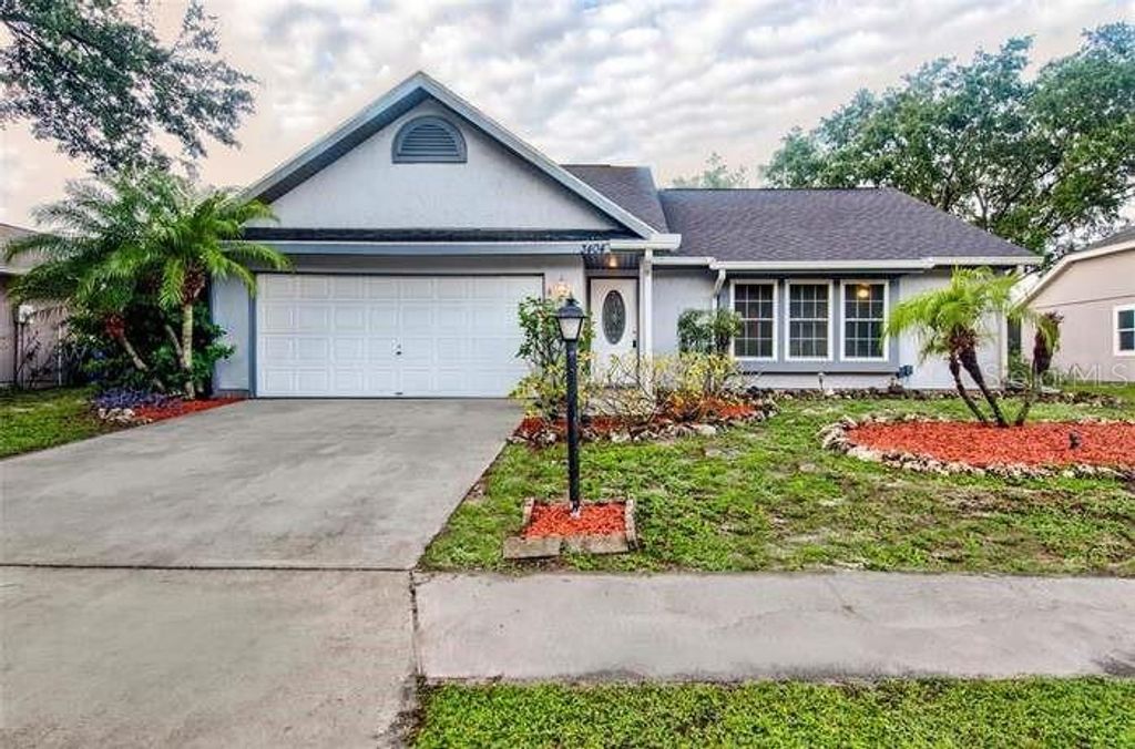 Photo of 3404 56th Dr E, Bradenton, FL 34203 (MLS # A4655973)