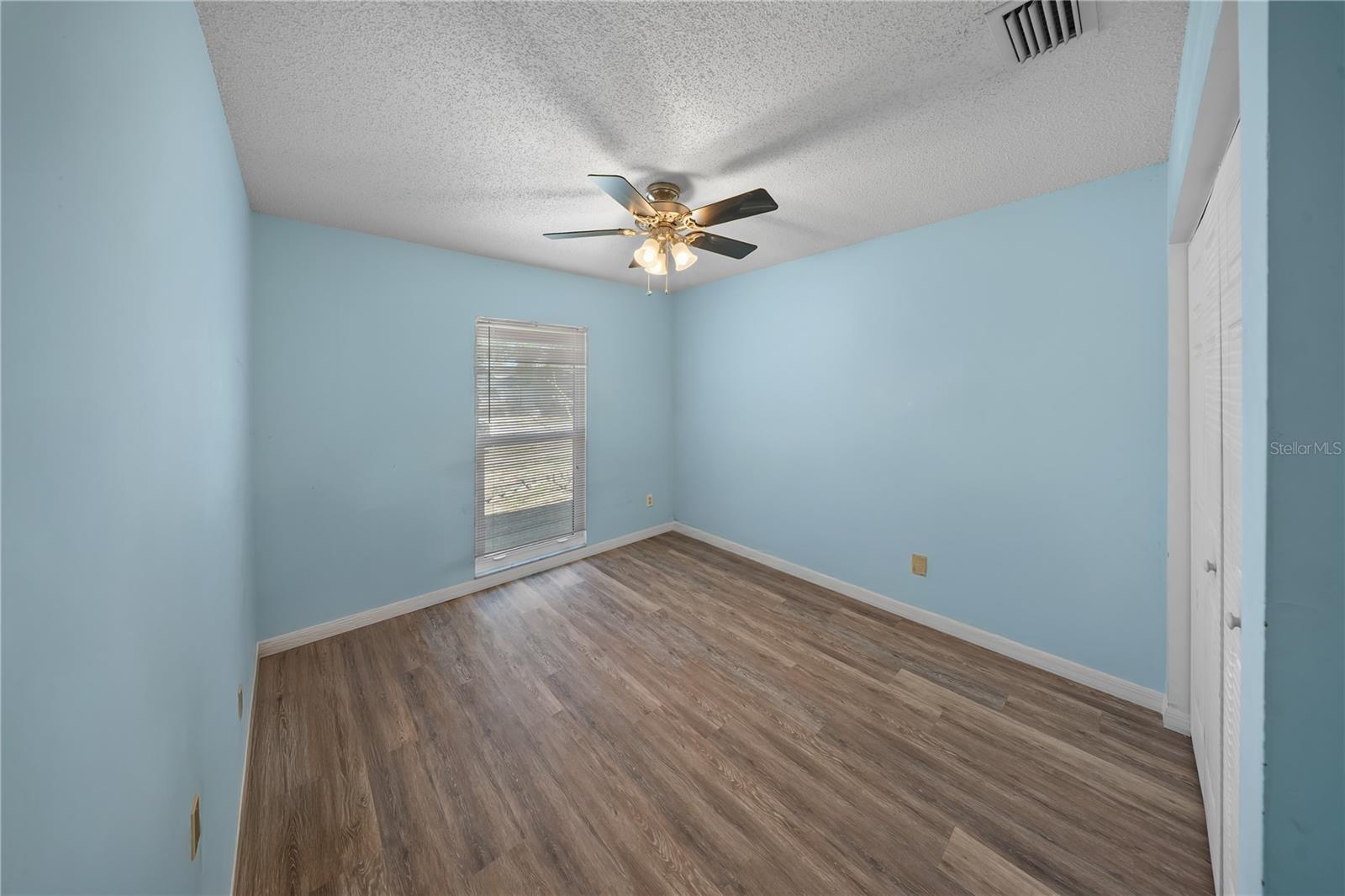 LOGAN GATE VILLAGE PH II UN 4 - Residential