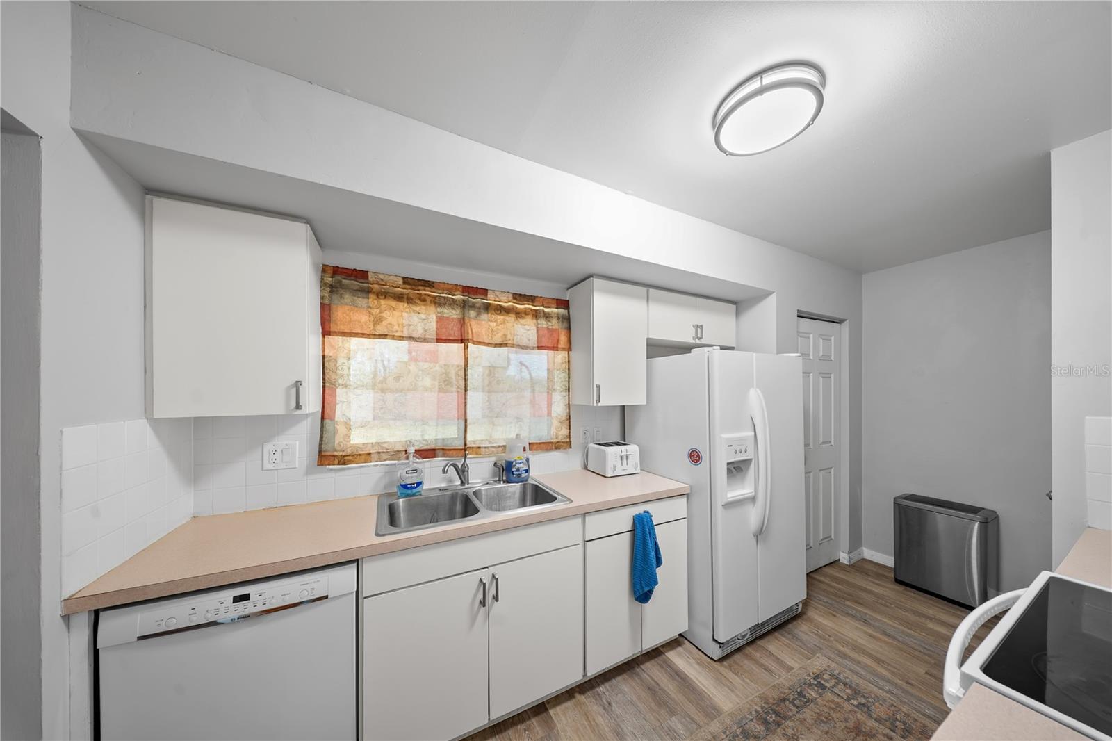 LOGAN GATE VILLAGE PH II UN 4 - Residential