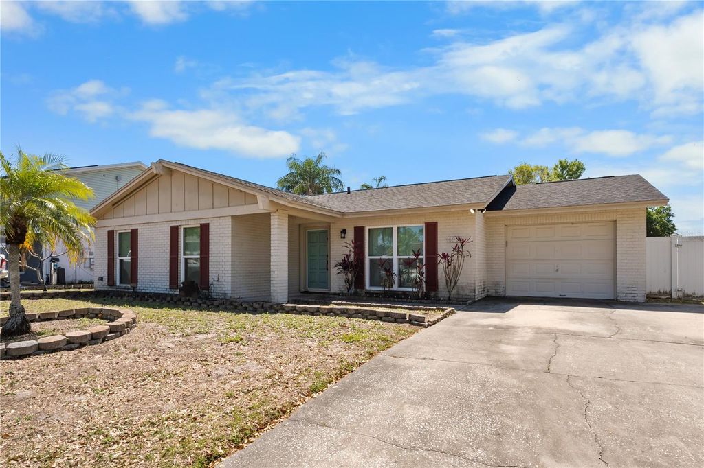 Photo of 6908 Spanish Moss Circle, Tampa, FL 33625 (MLS # TB8489268)
