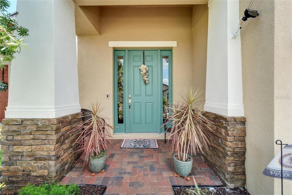 Photo of 7423 Sungold Meadow Court, Apollo Beach, FL 33572 (MLS # TB8381725)