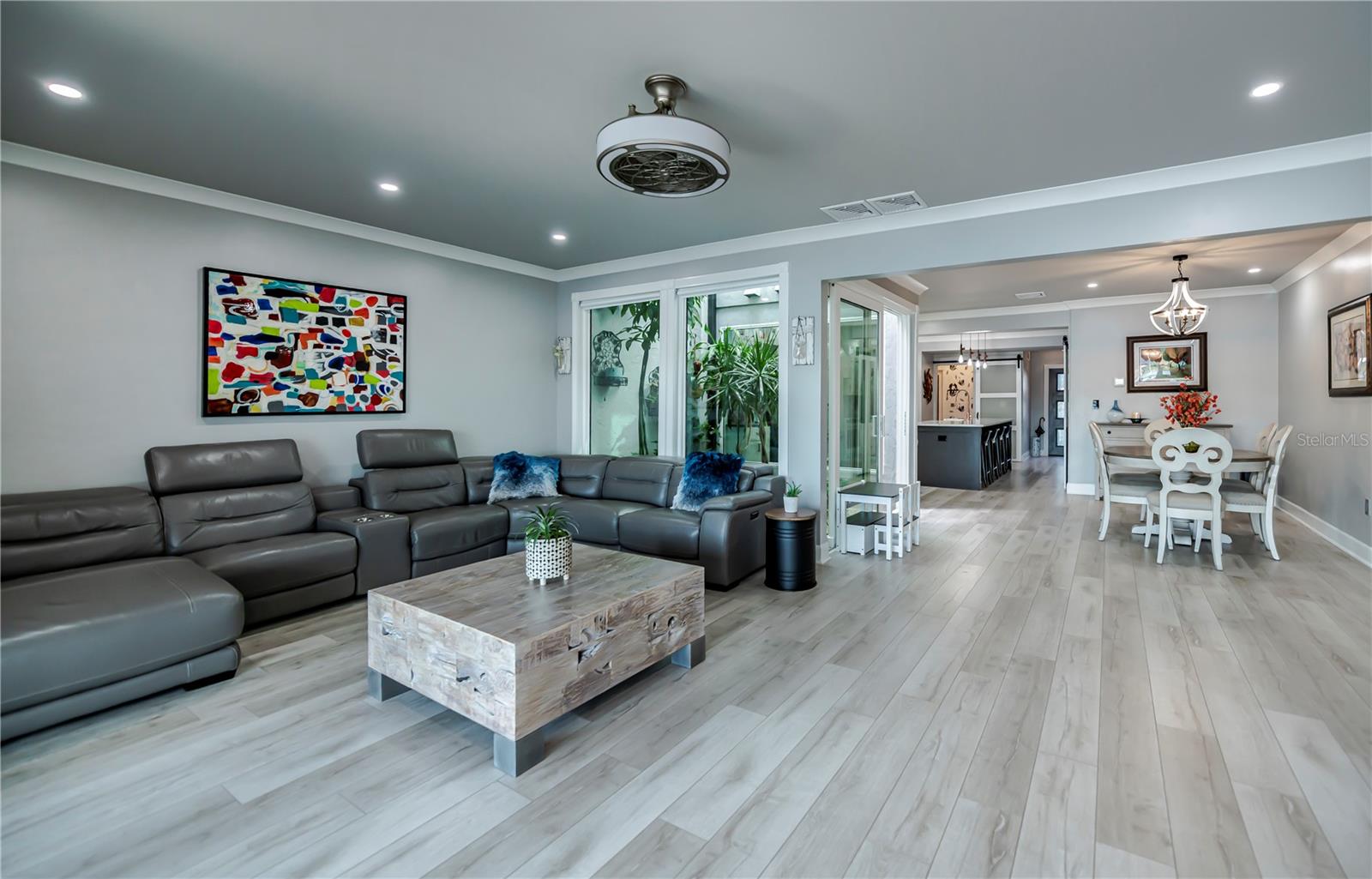 LAKE SUZY VILLAS - Residential