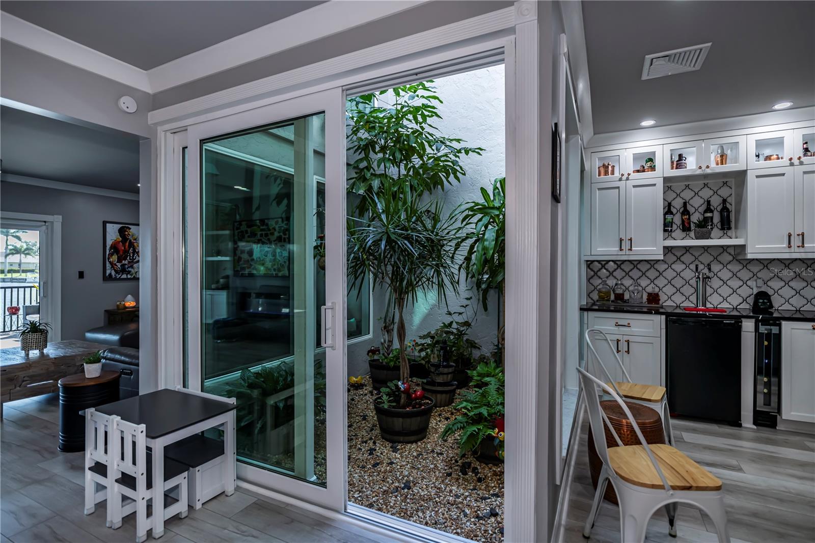 LAKE SUZY VILLAS - Residential