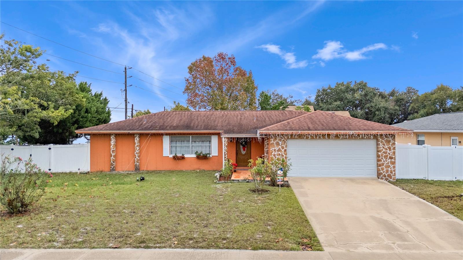 LAKE CANE ESTATES - Residential