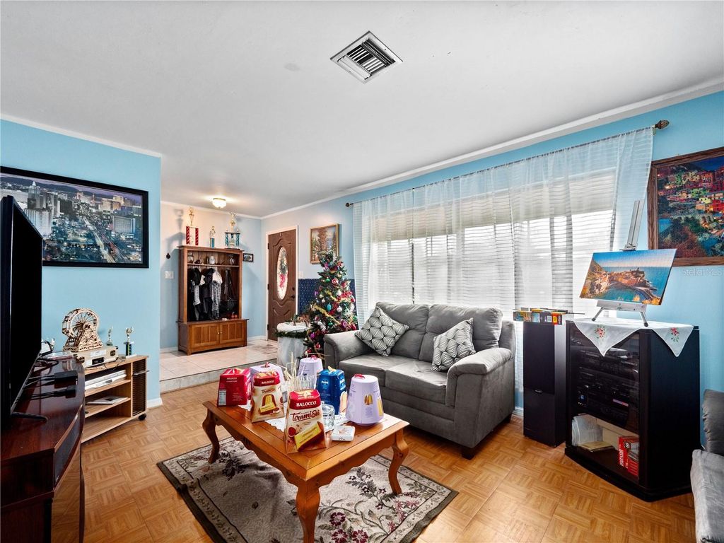 Photo of 7002 Crestlake Drive, Orlando, FL 32819 (MLS # O6367014)