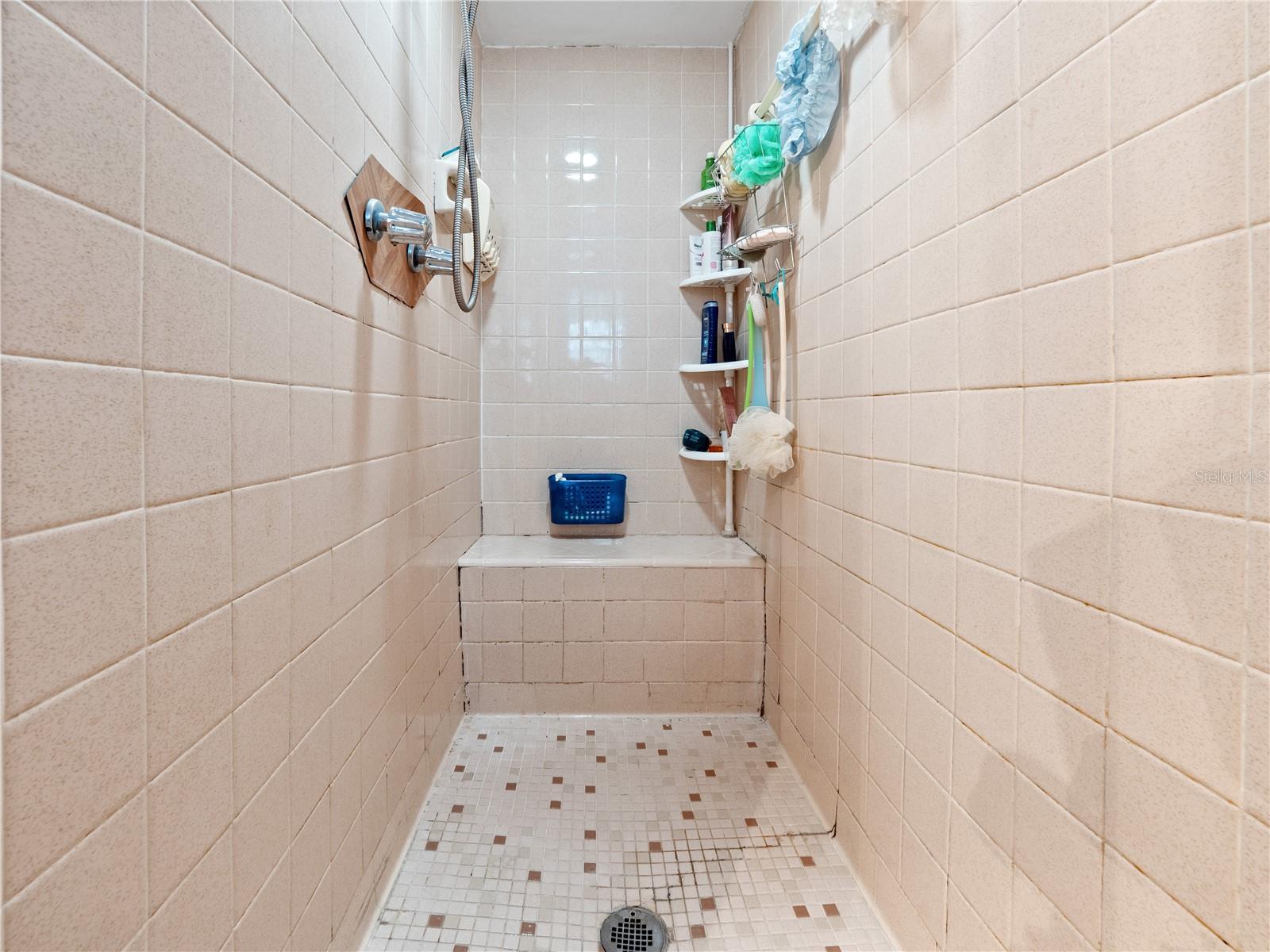 LAKE CANE ESTATES - Residential