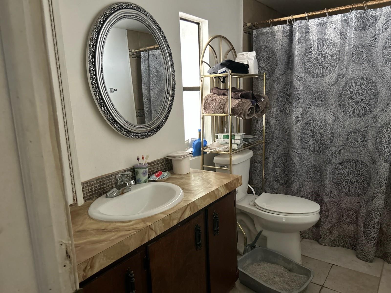 HOLIDAY ACRES UNIT 02 - Residential