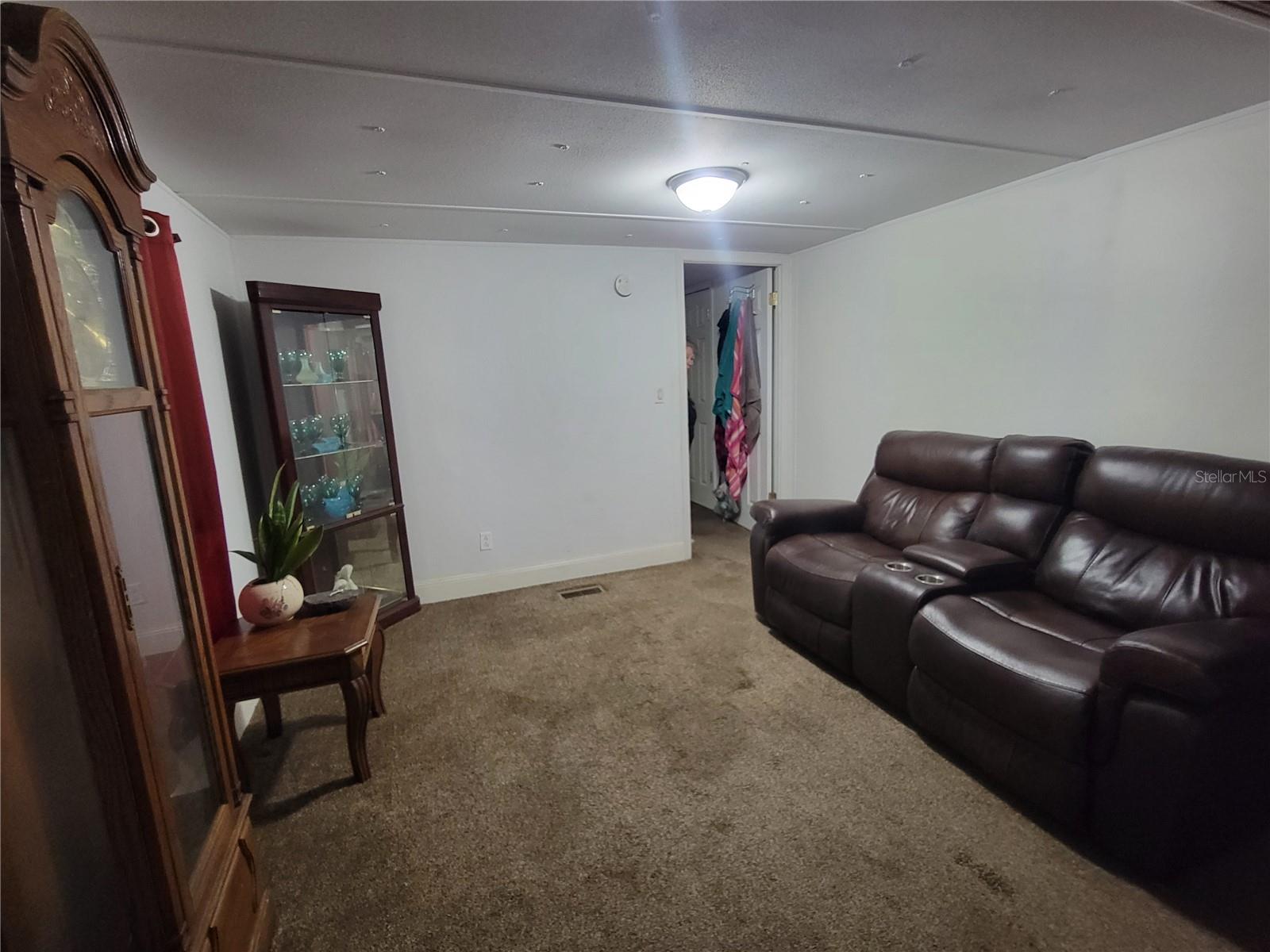 HOLIDAY ACRES UNIT 02 - Residential