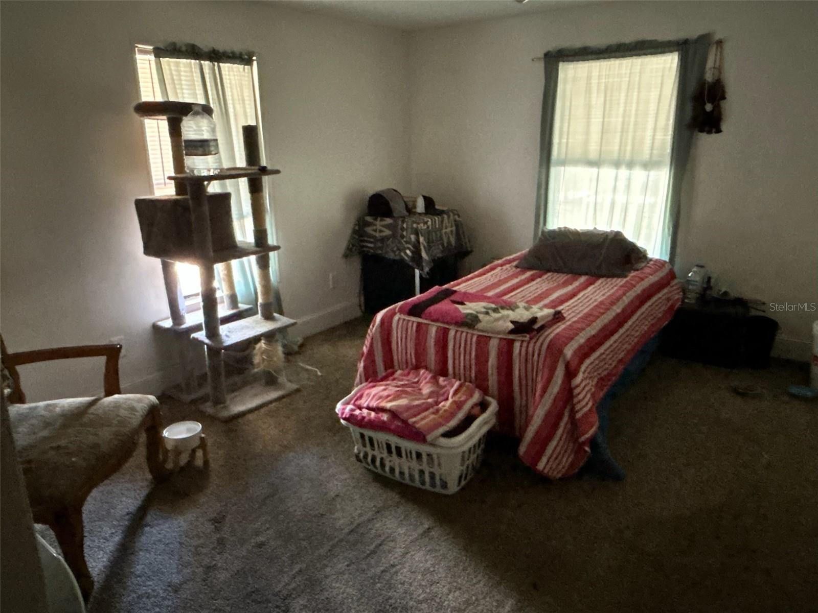 HOLIDAY ACRES UNIT 02 - Residential