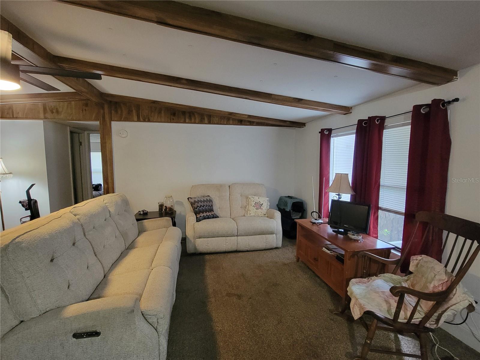 HOLIDAY ACRES UNIT 02 - Residential