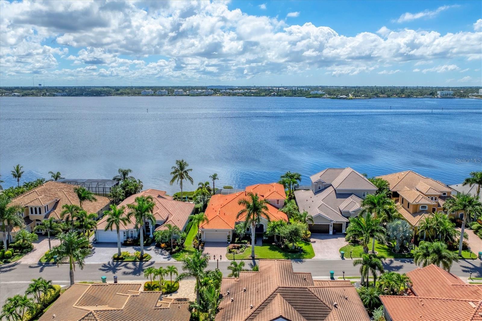 ISLAND AT RIVIERA DUNES - Residential