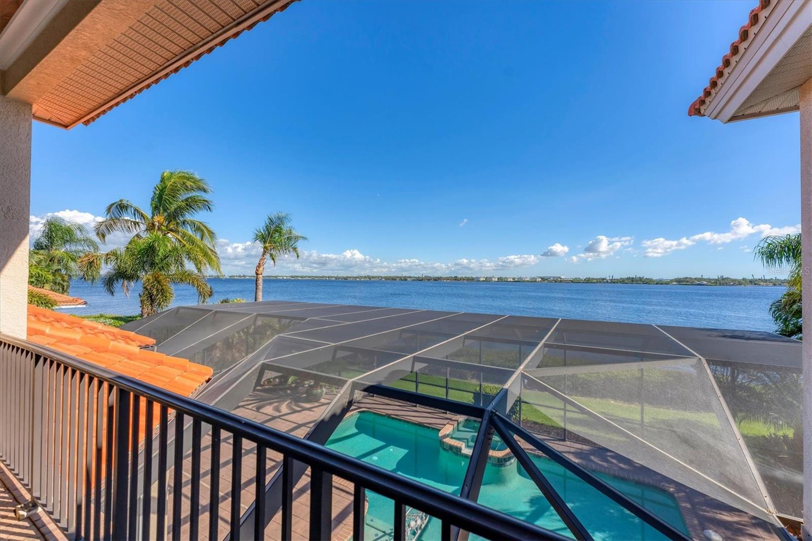 ISLAND AT RIVIERA DUNES - Residential