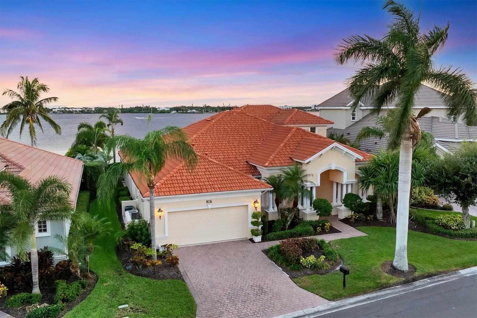 ISLAND AT RIVIERA DUNES - Residential