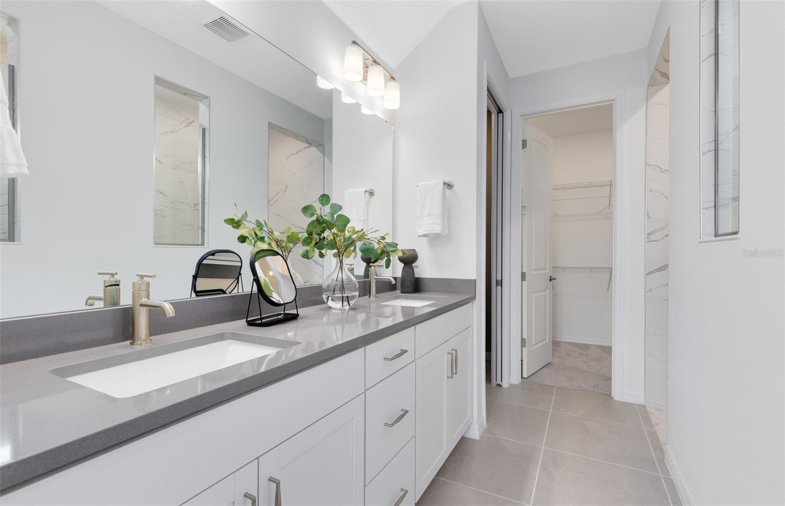 WILLOW RIDGE - Residential