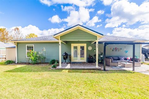 A home in NEWBERRY