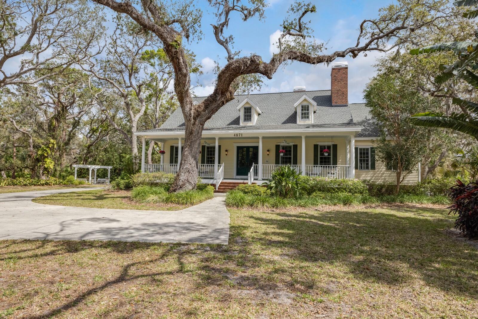4871 HOYER DRIVE