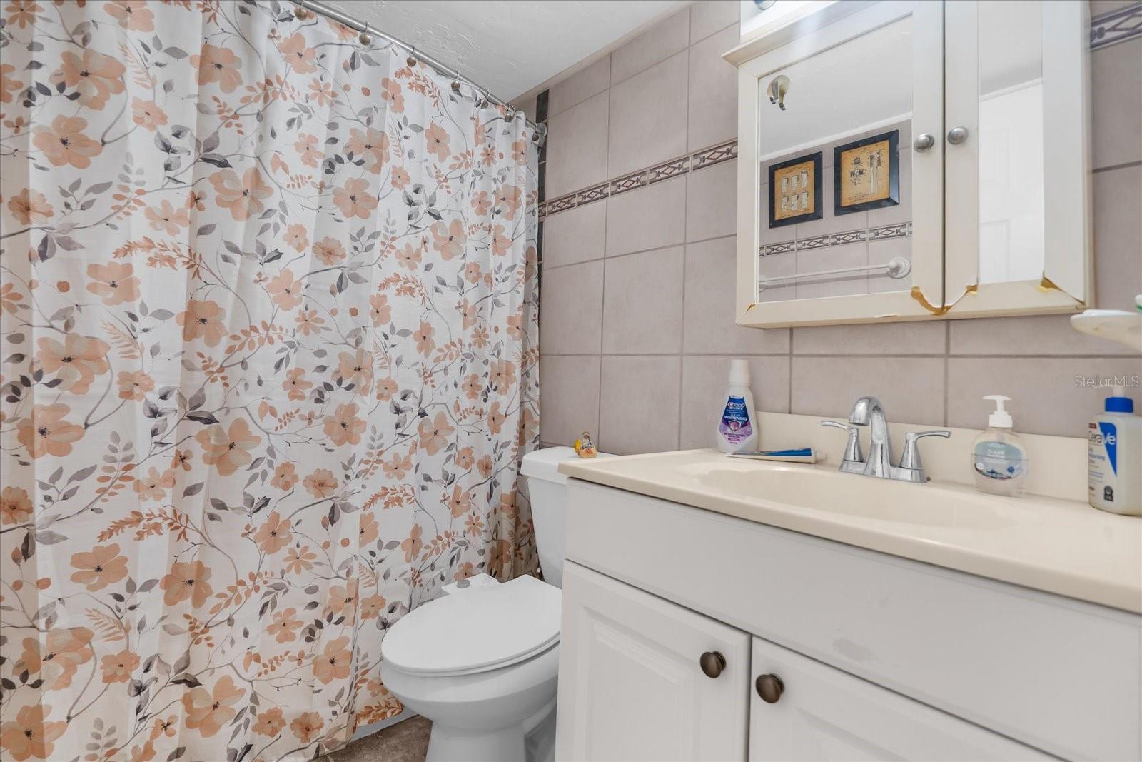 WINDHOVER CONDO - Residential