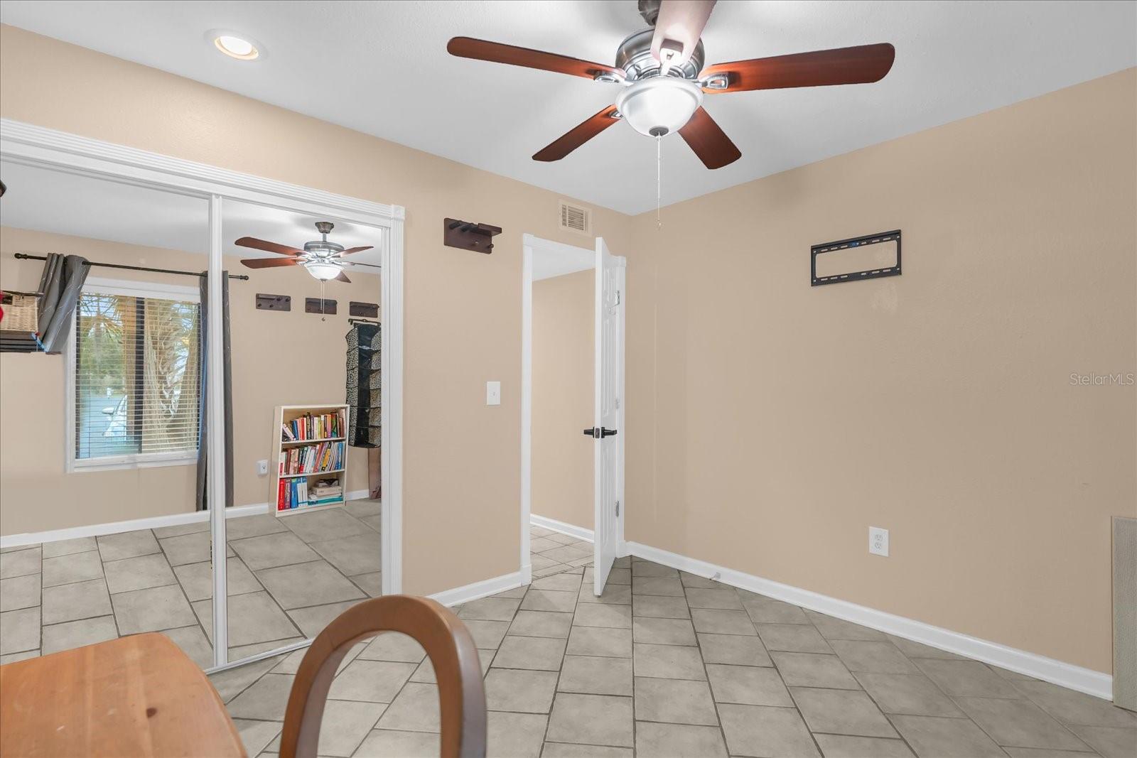 WINDHOVER CONDO - Residential