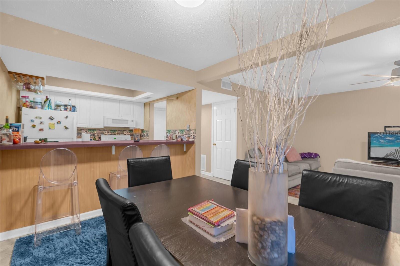 WINDHOVER CONDO - Residential