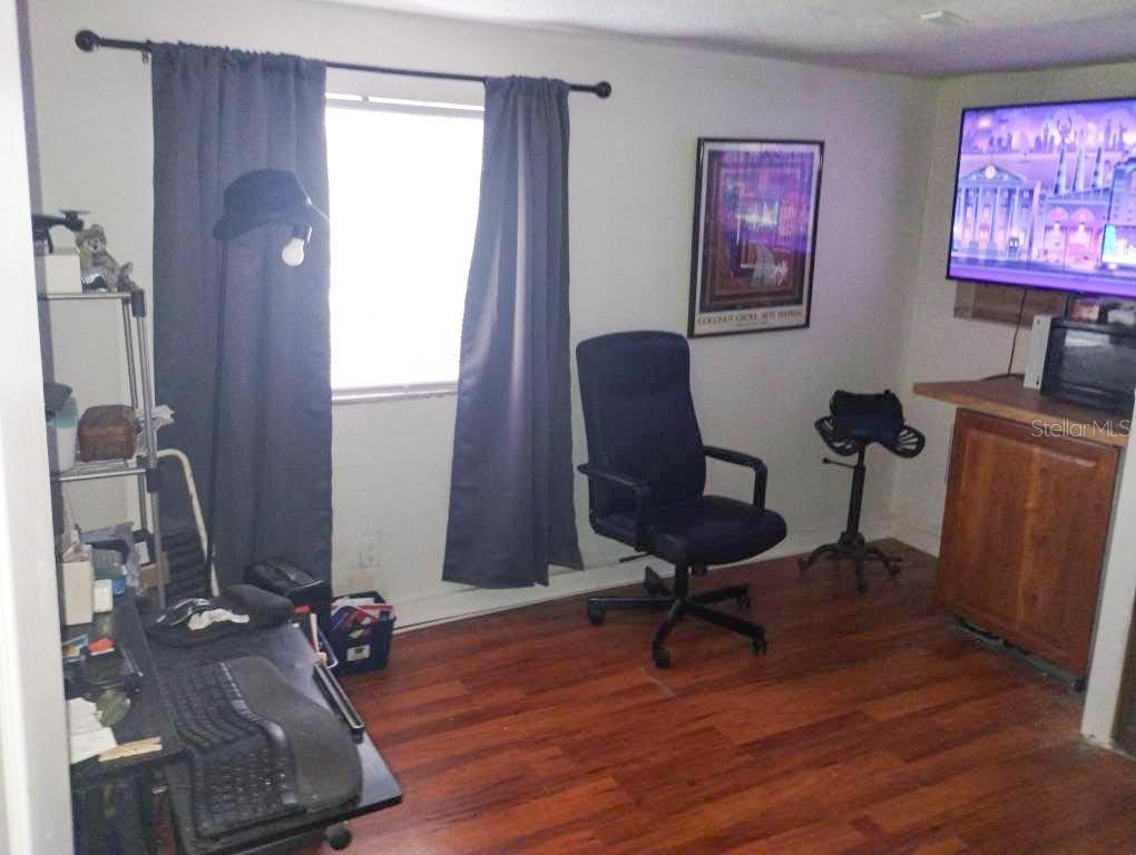 MOON LAKE ESTATES - Residential