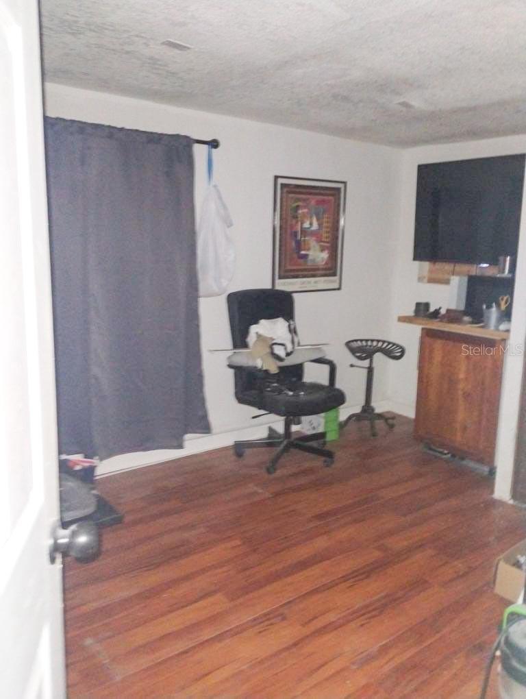 MOON LAKE ESTATES - Residential