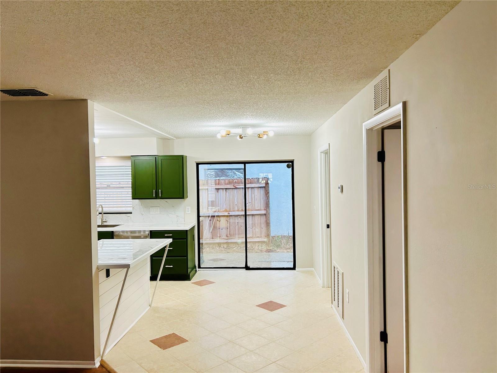 ROSEDALE MANOR - Residential