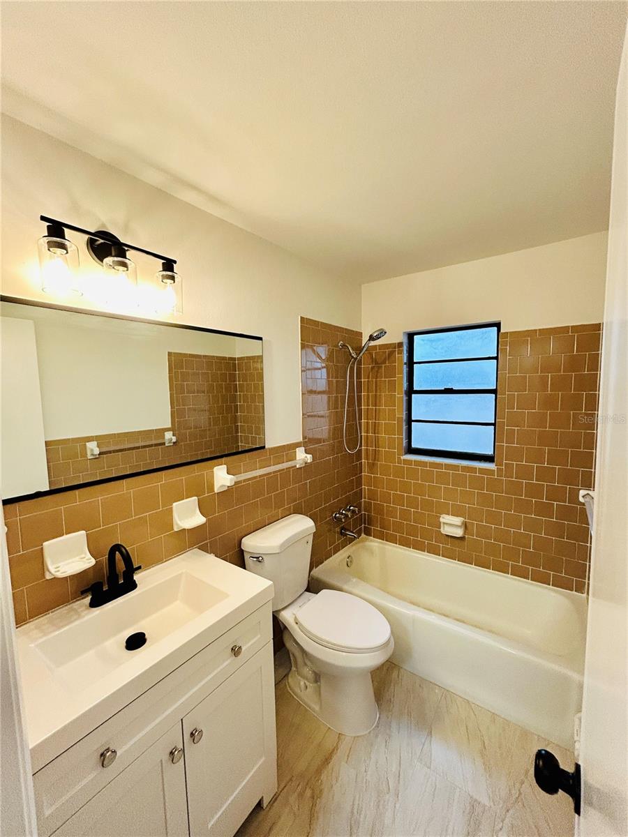 ROSEDALE MANOR - Residential