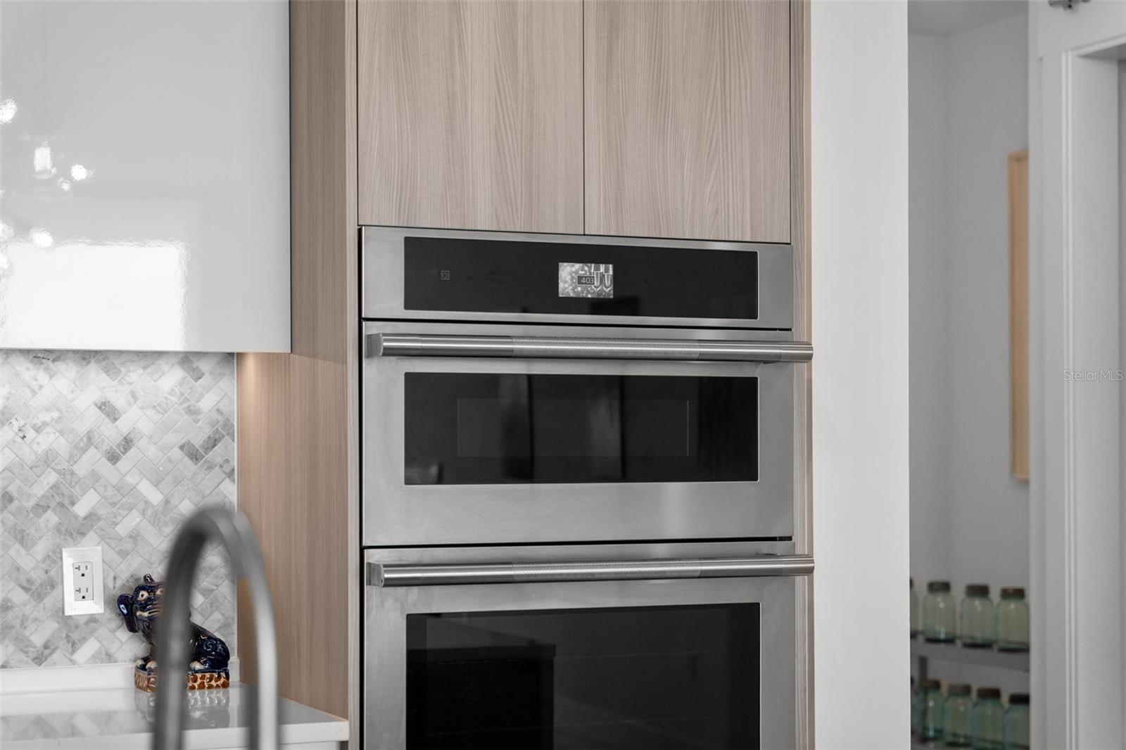 BAYSO SARASOTA CONDOMINIUM - Residential