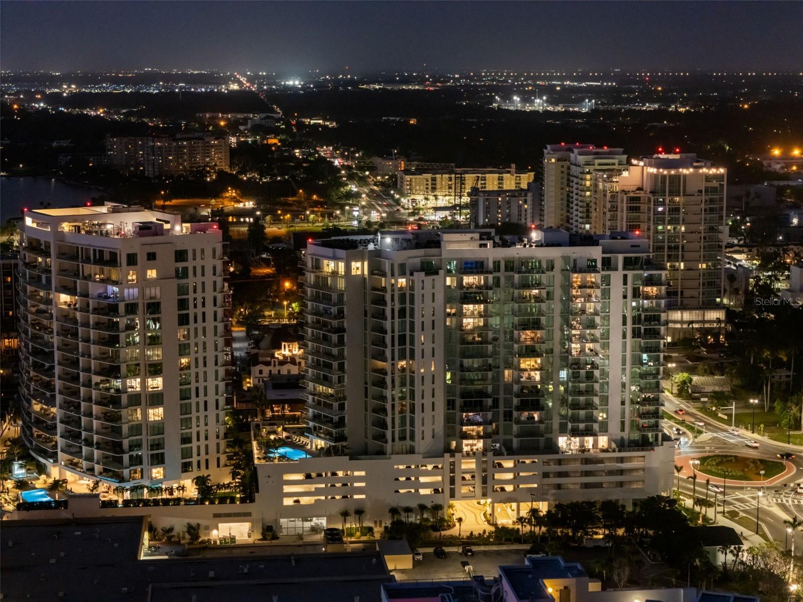 BAYSO SARASOTA CONDOMINIUM - Residential