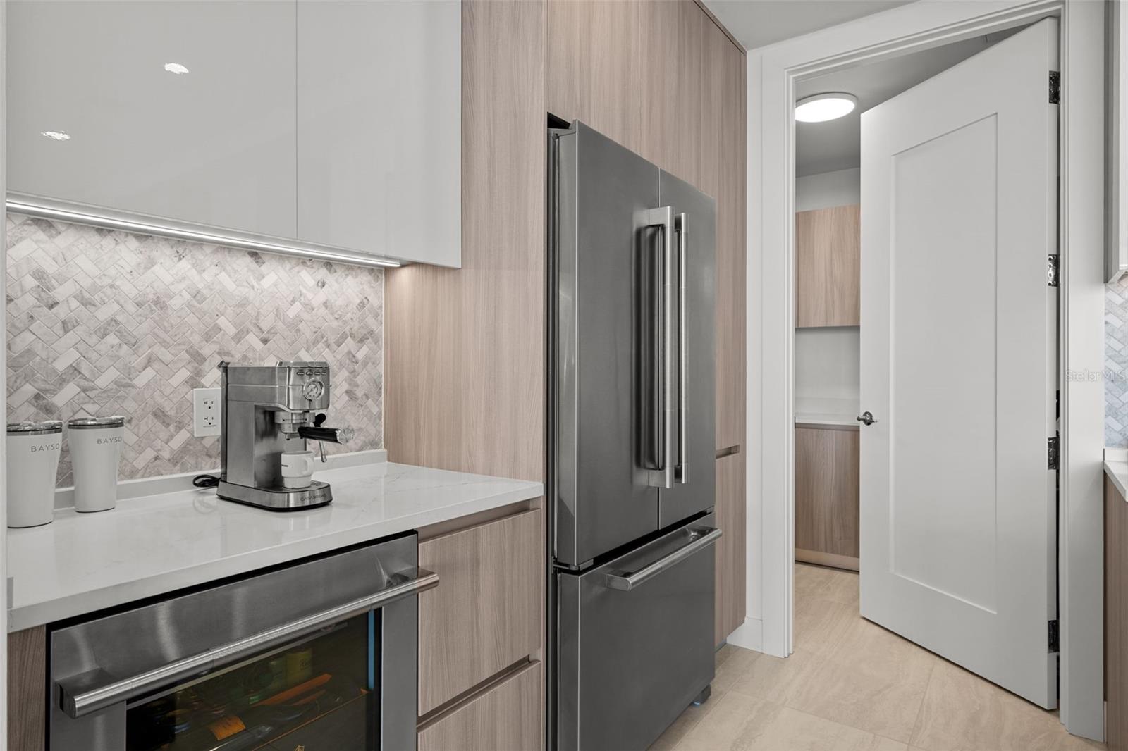 BAYSO SARASOTA CONDOMINIUM - Residential