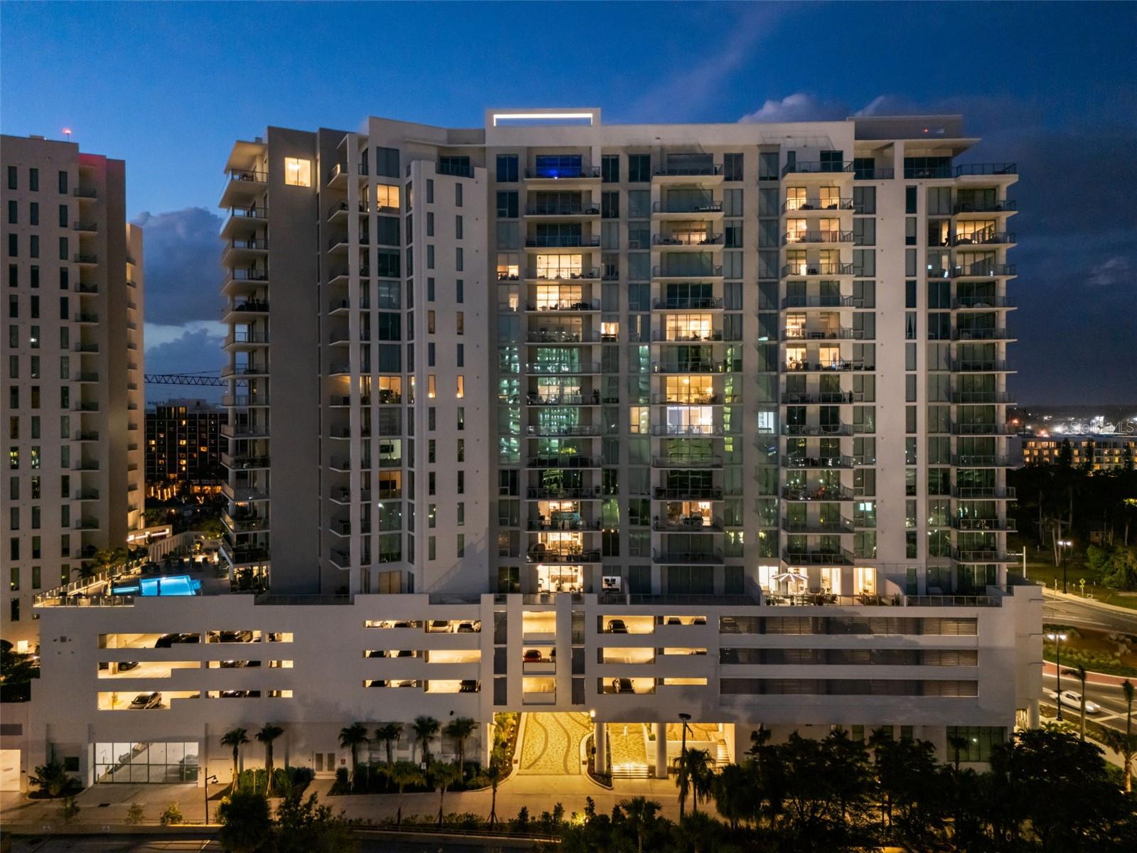 BAYSO SARASOTA CONDOMINIUM - Residential
