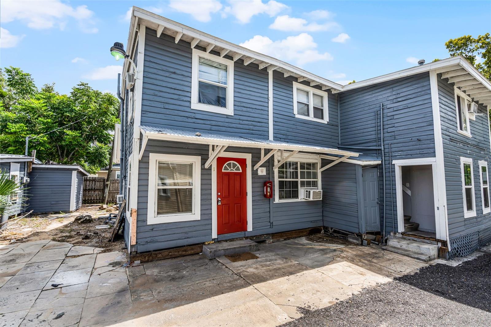 EUSTIS - Residential Lease