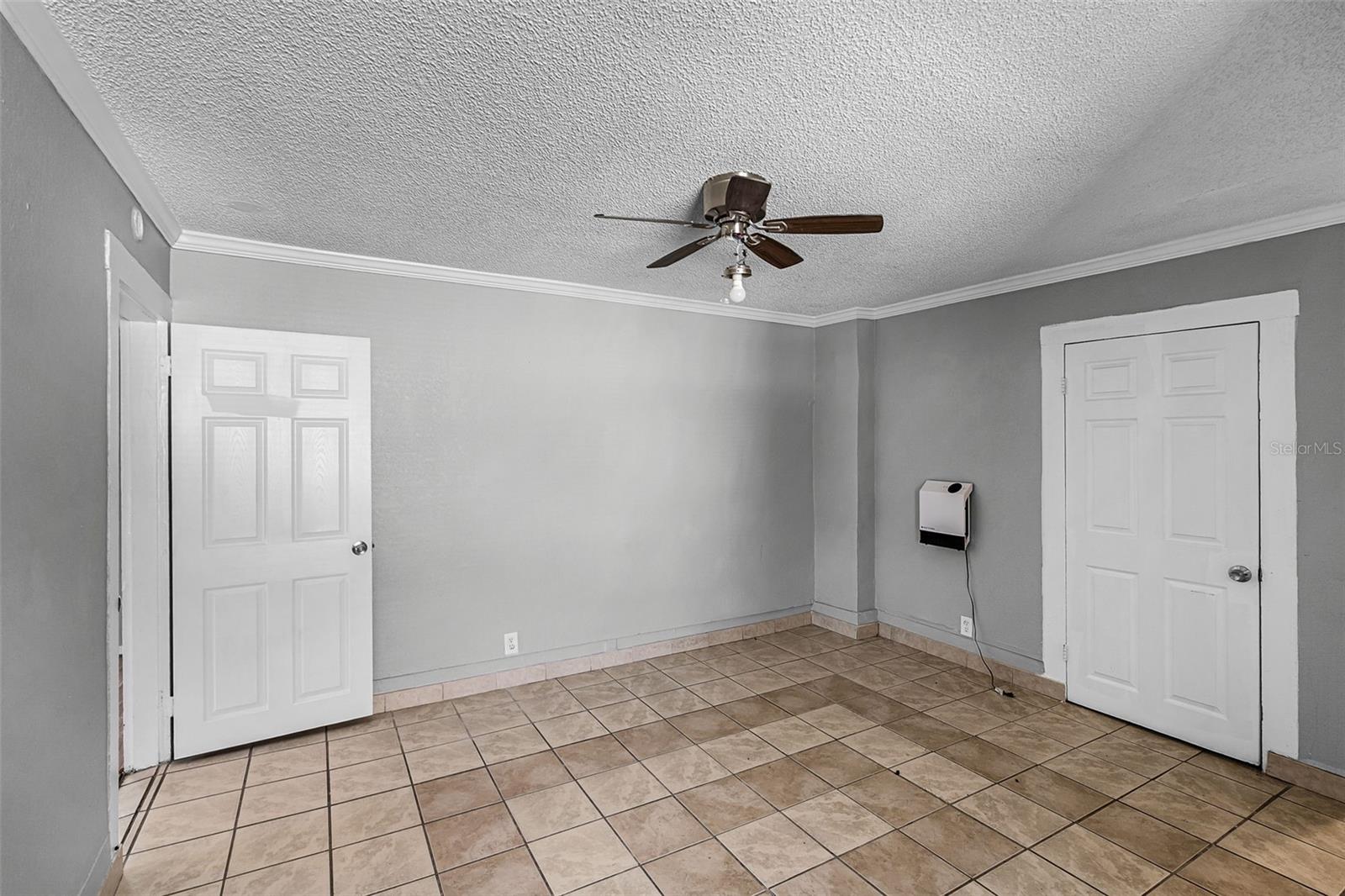EUSTIS - Residential Lease